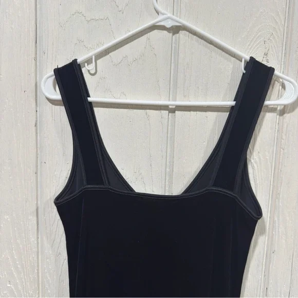 Victoria's Secret velvet Black Midi Dress - Picture 4 of 8